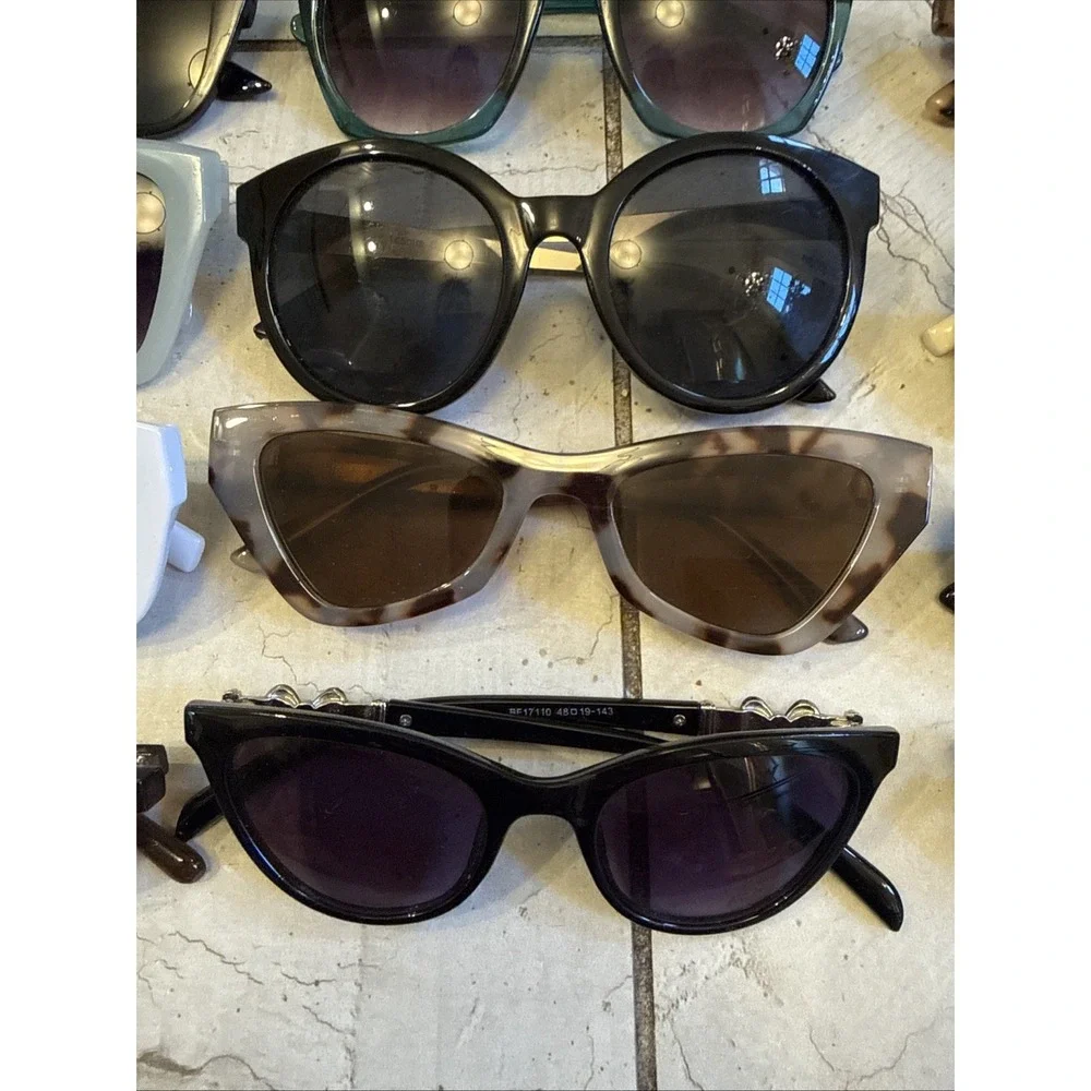 Lot Of 18 Limited Supply-Trend CAT EYE & OVERSIZED Sunglasses Wholesale Bundle